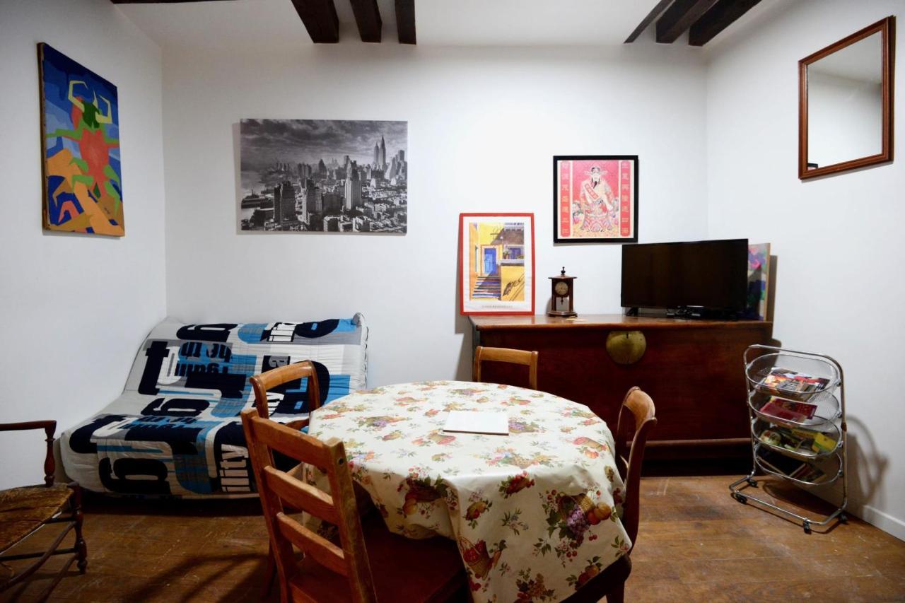 Atypical Apt 5 Min From Notre-Dame Cathedral Appartement Paris